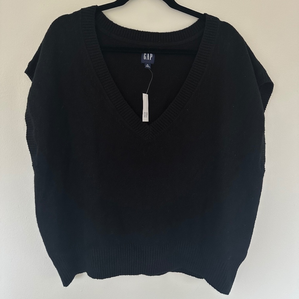Black Gap Sweater Vest (size XL tall)